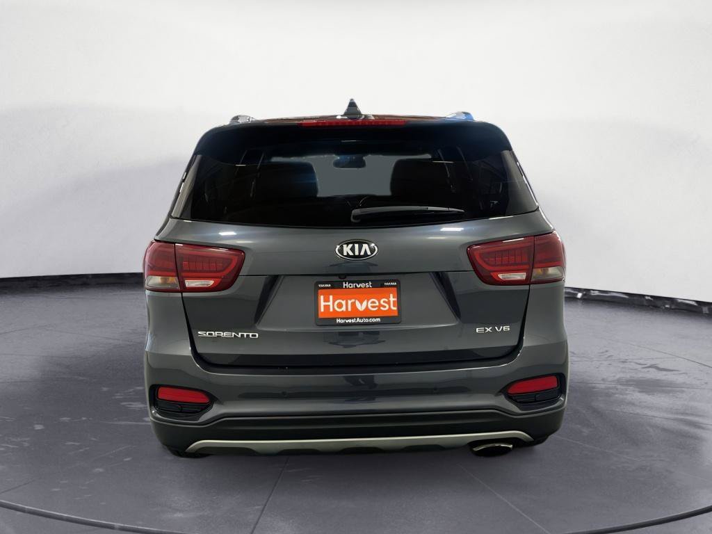 Used 2019 Kia Sorento EX w/ EX Touring Package AWD/4WD image 16