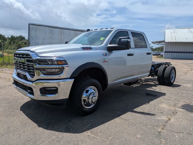 New 2026 RAM 3500 Tradesman AWD/4WD image 8