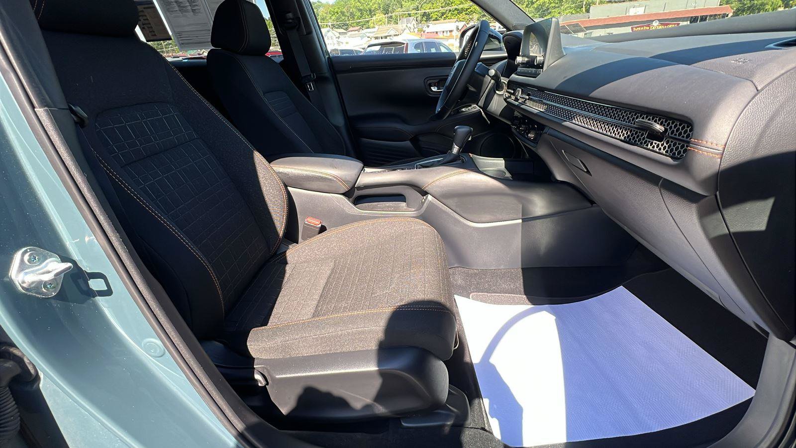 Certified 2024 Honda HR-V Sport image 13