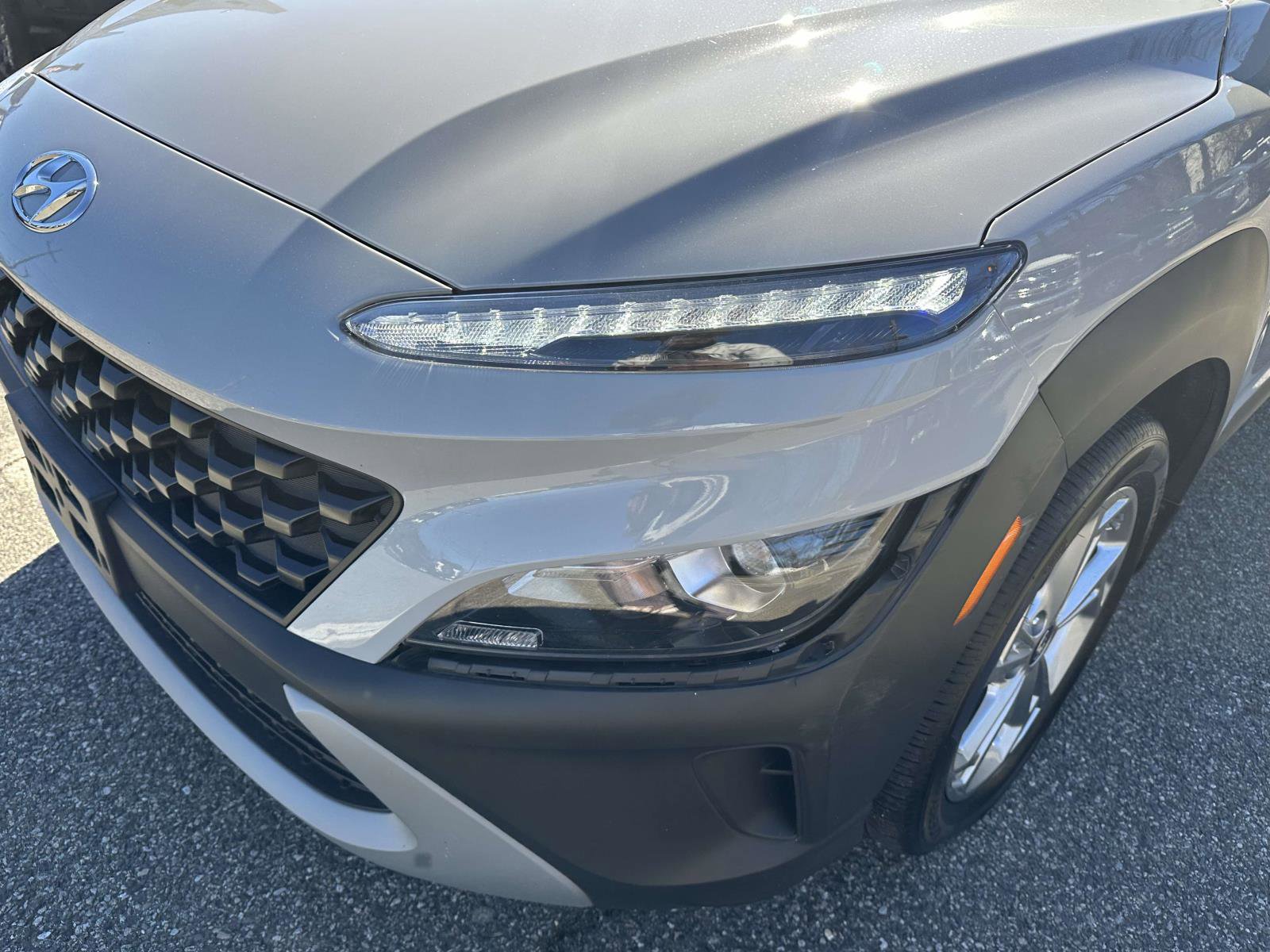 Used 2023 Hyundai Kona SEL image 9