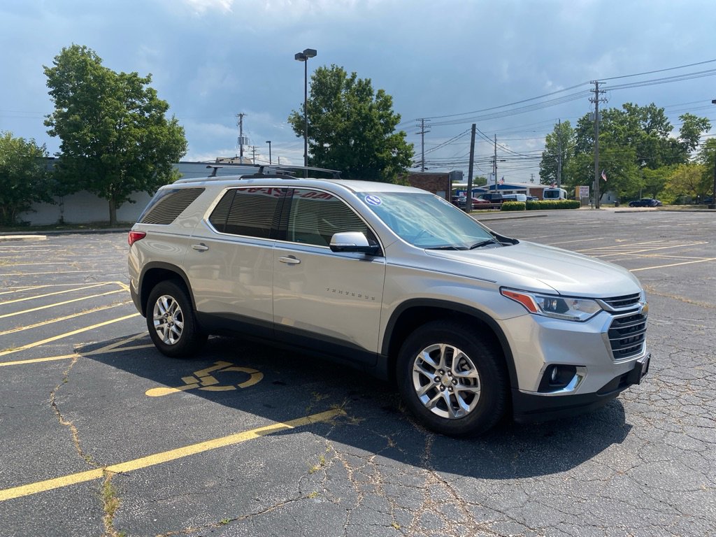 Used 2018 Chevrolet Traverse LT image 7