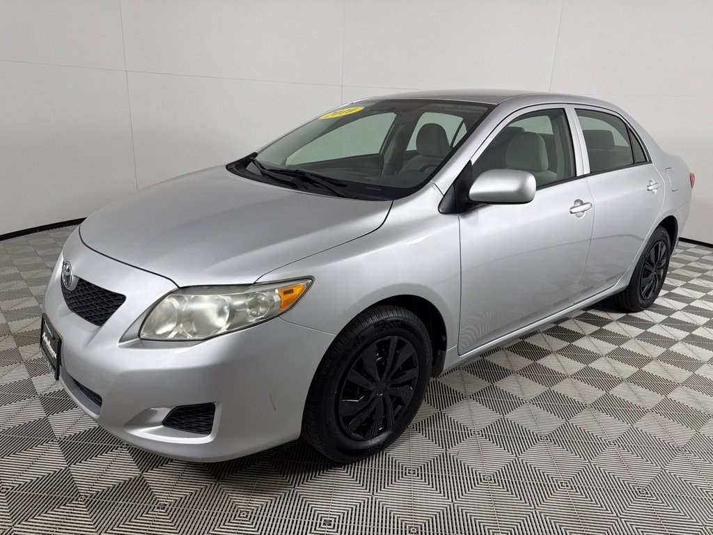 Used 2010 Toyota Corolla LE image 9