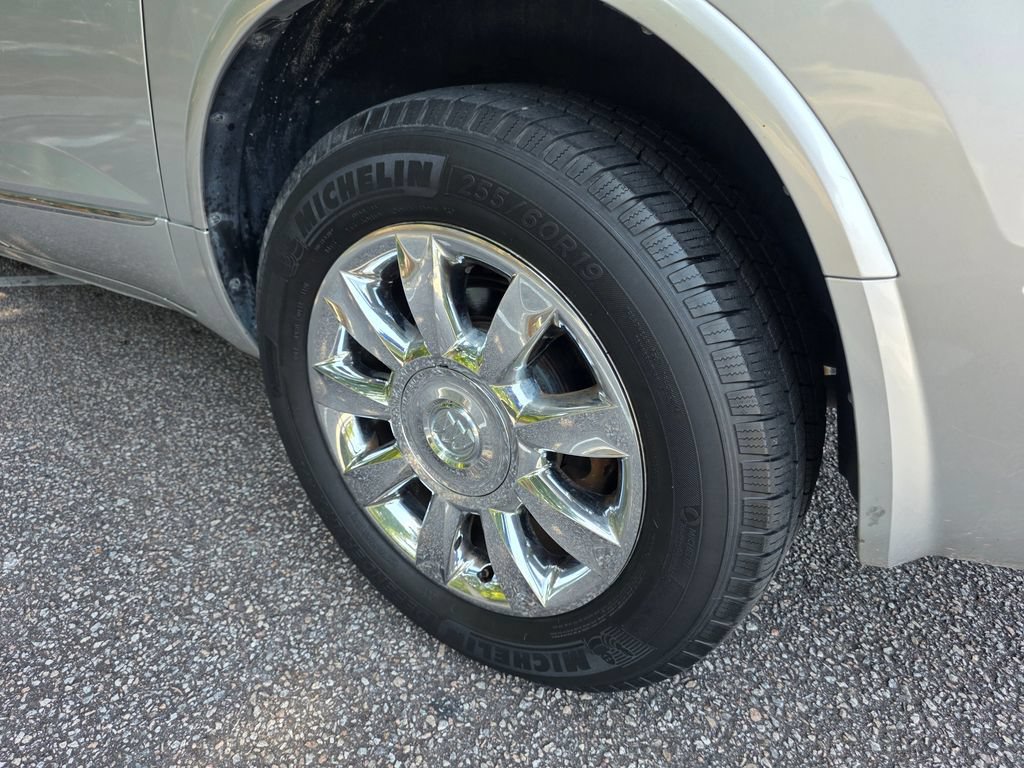 Used 2014 Buick Enclave Leather FWD image 31
