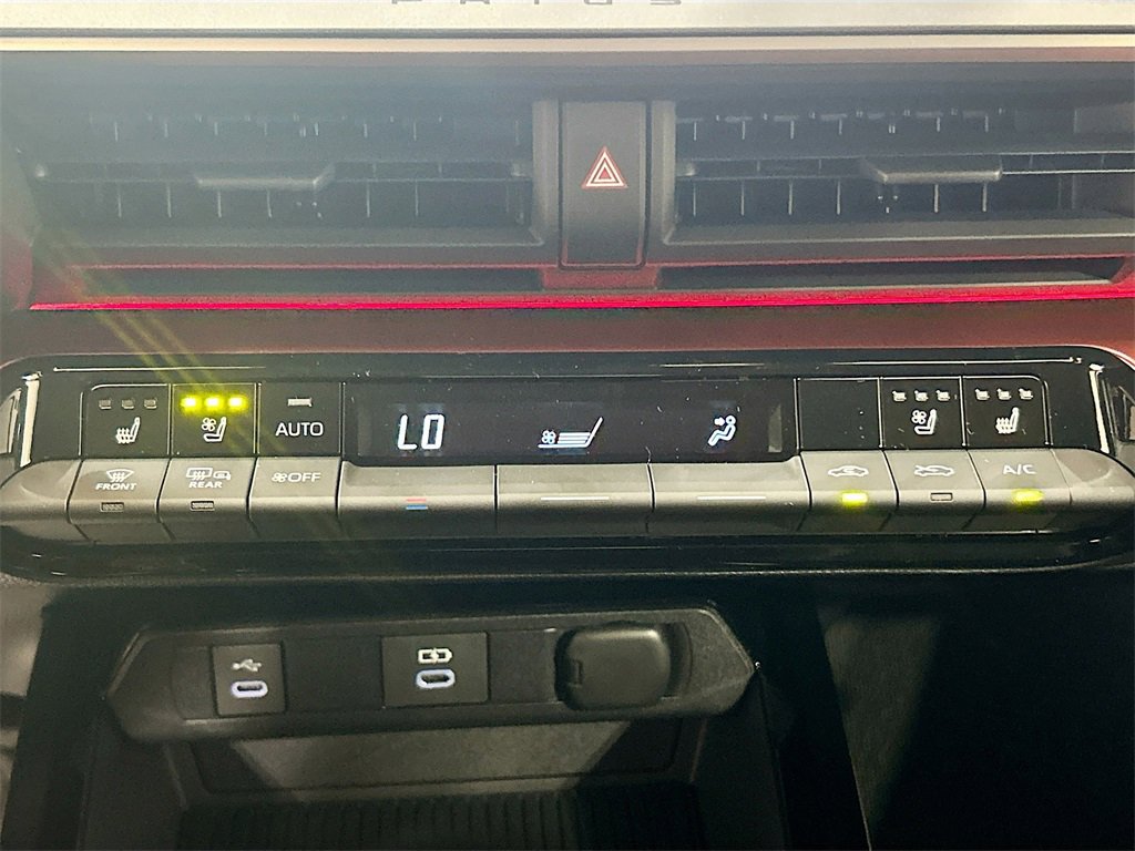 New 2026 Toyota Prius Plug-In Hybrid image 12