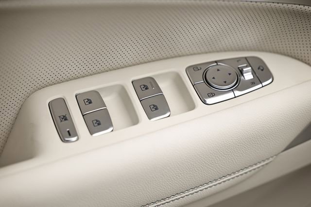 New 2026 Genesis G70 2.5T Prestige image 20