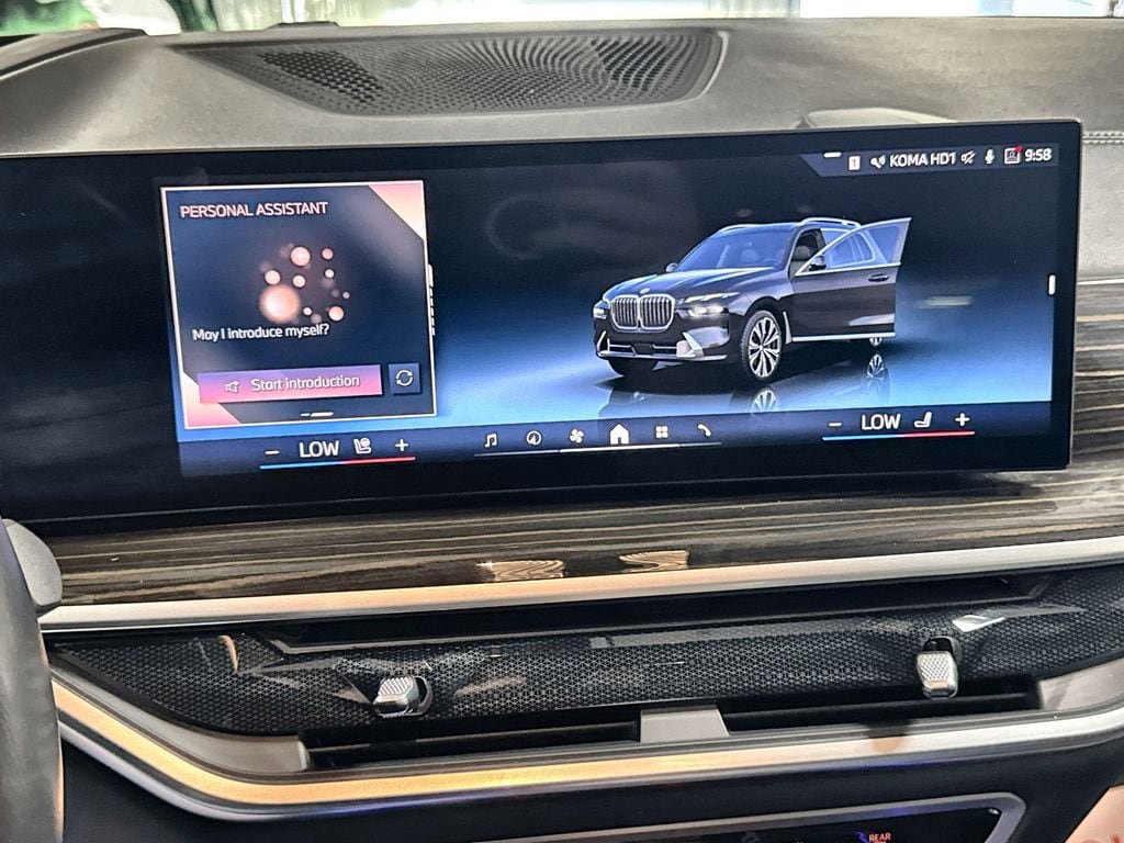 Used 2024 BMW X7 xDrive40i AWD/4WD image 19