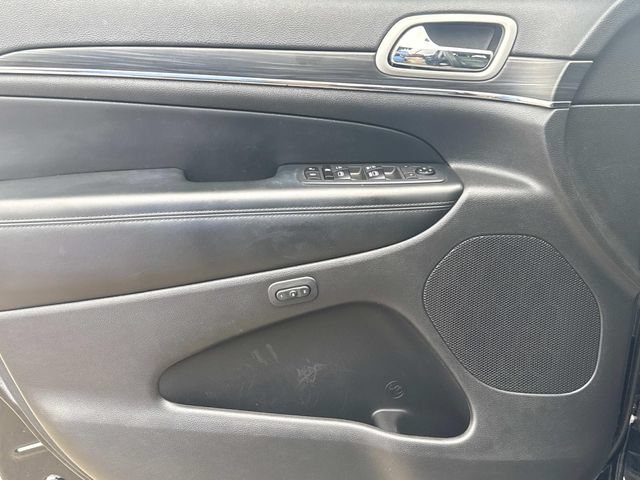 Used 2020 Jeep Grand Cherokee Limited RWD image 26