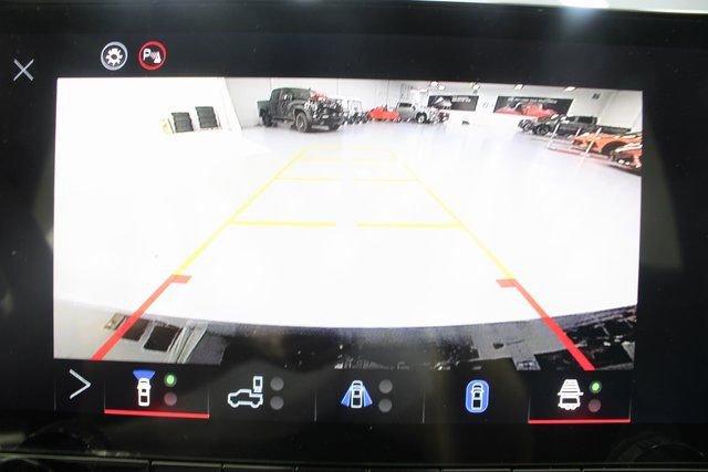 New 2026 GMC Canyon Elevation w/ Convenience Package image 3