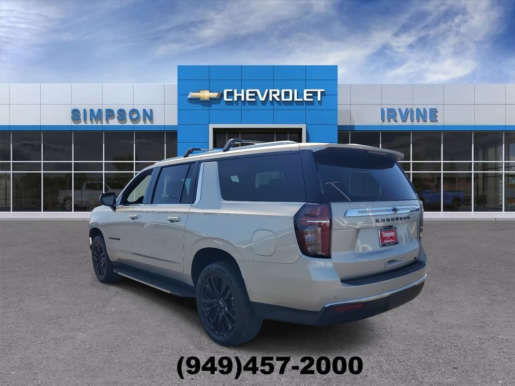 Used 2023 Chevrolet Suburban LT w/ Luxury Package AWD/4WD image 6