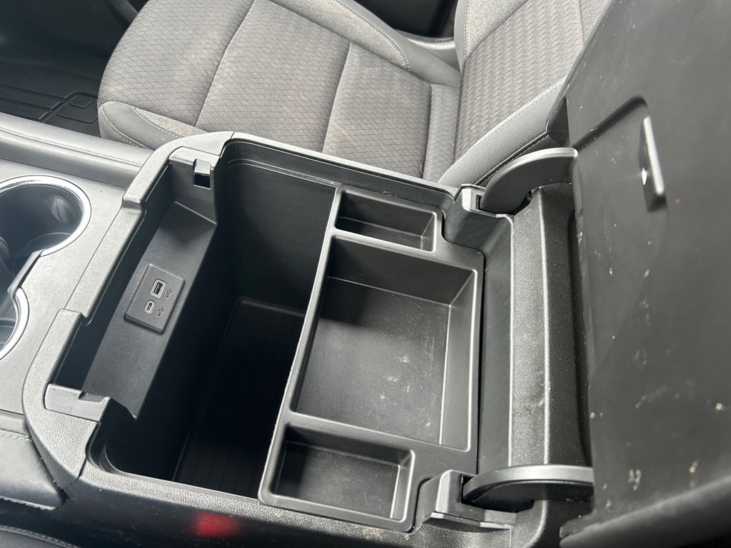 Used 2022 GMC Yukon XL SLE image 49