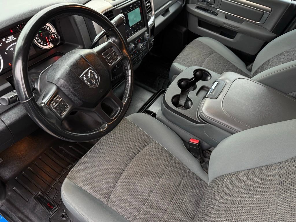 Used 2018 RAM 2500 Big Horn w/ Harvest Edition image 16