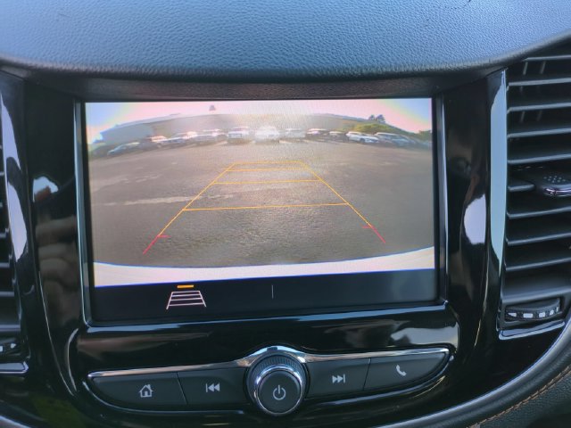 Used 2022 Chevrolet Trax LS w/ Tint and Cruise Package AWD/4WD image 12