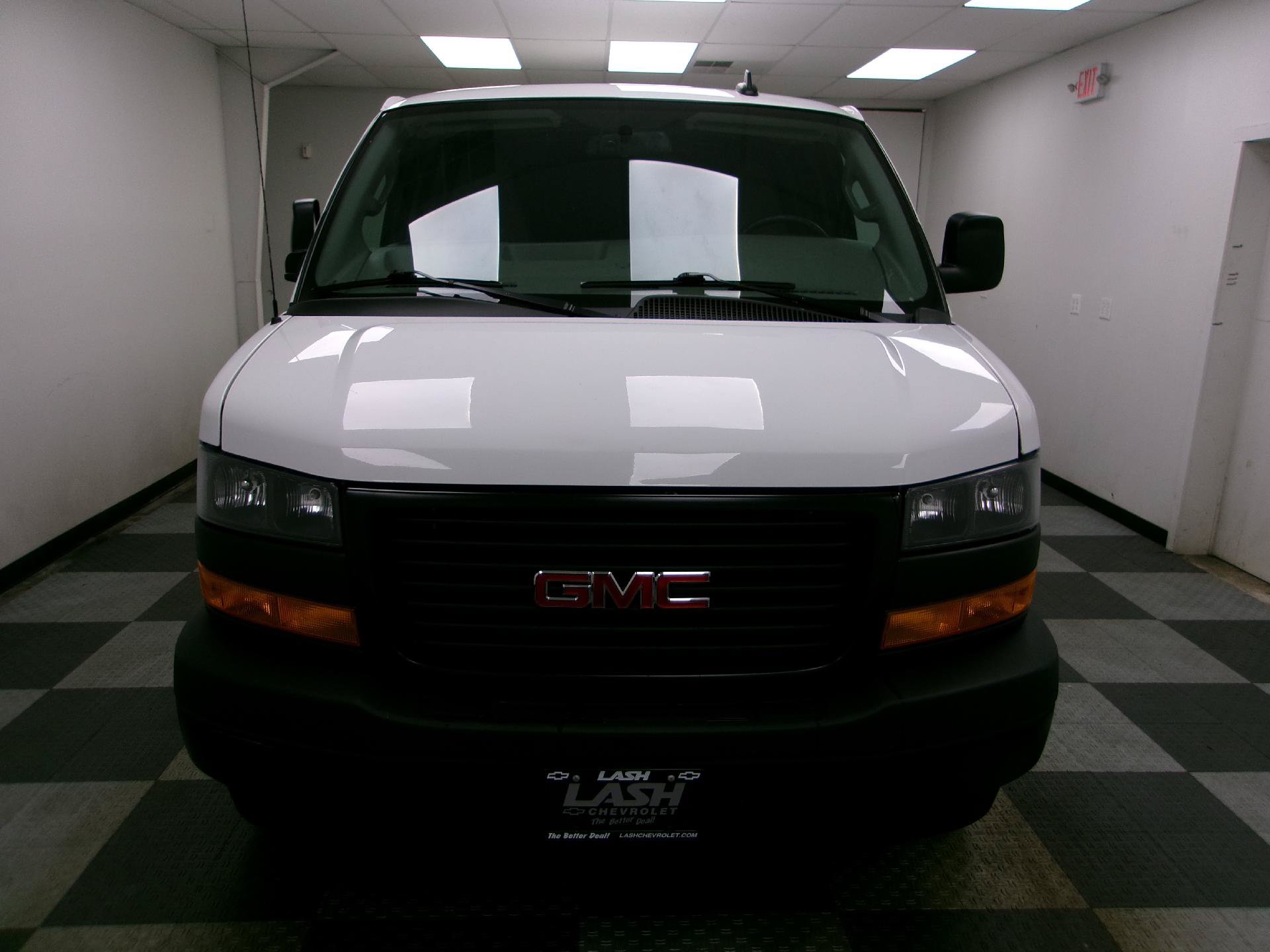 Used 2024 GMC Savana 2500 Extended w/ Driver Convenience Package RWD image 15