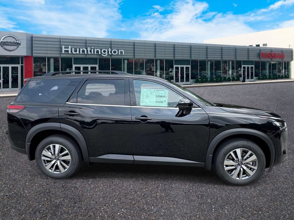 New 2026 Nissan Pathfinder SL AWD/4WD image 5