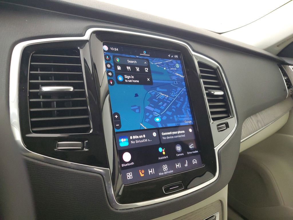 Certified 2024 Volvo XC90 B5 Plus w/ Protection Package Premier image 31