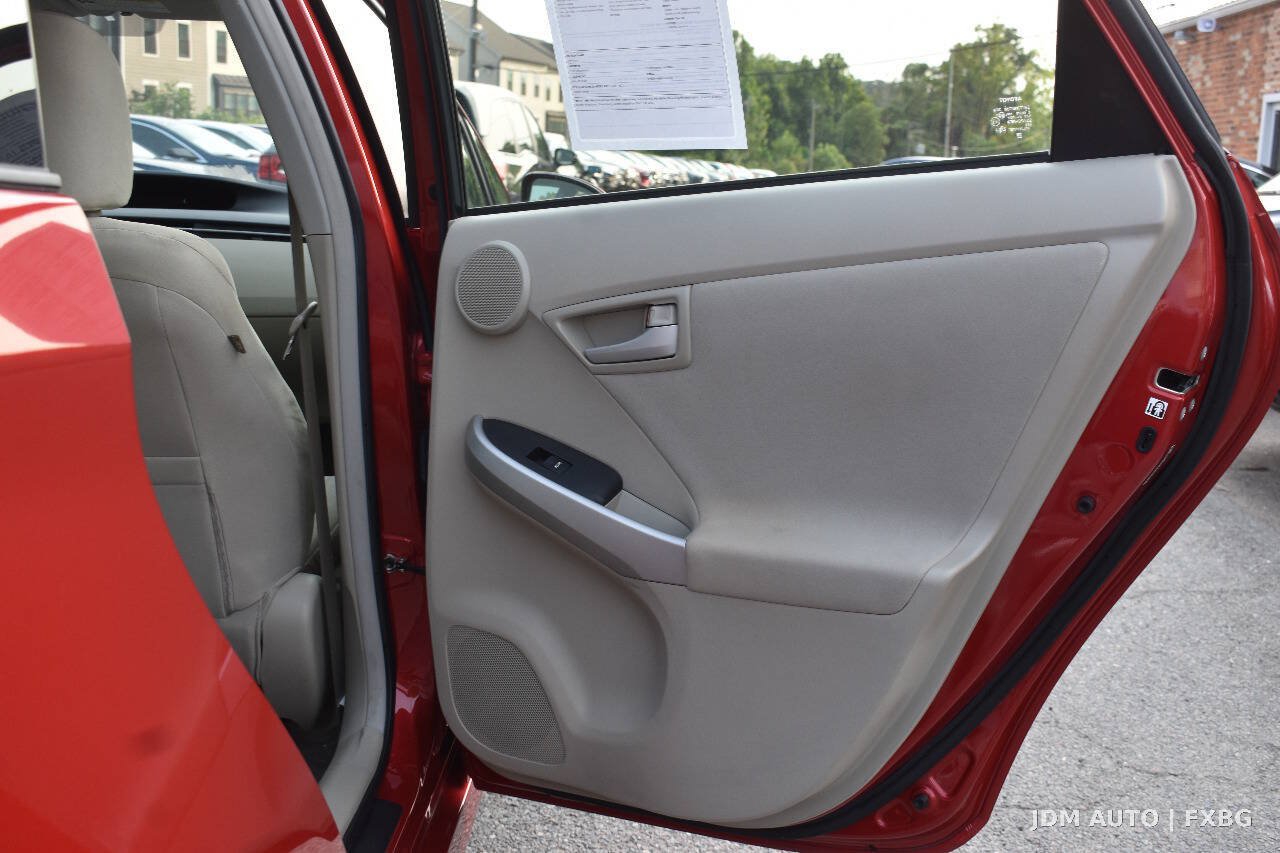 Used 2011 Toyota Prius Three FWD image 12