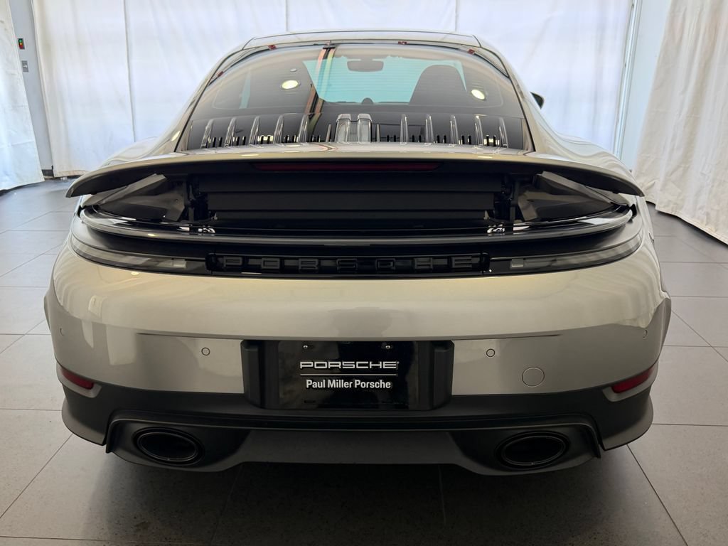 Certified 2025 Porsche 911 Carrera RWD image 8