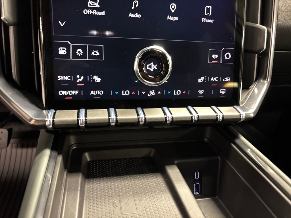 New 2026 GMC Acadia AT4 w/ LPO, Floor Liner Package image 34