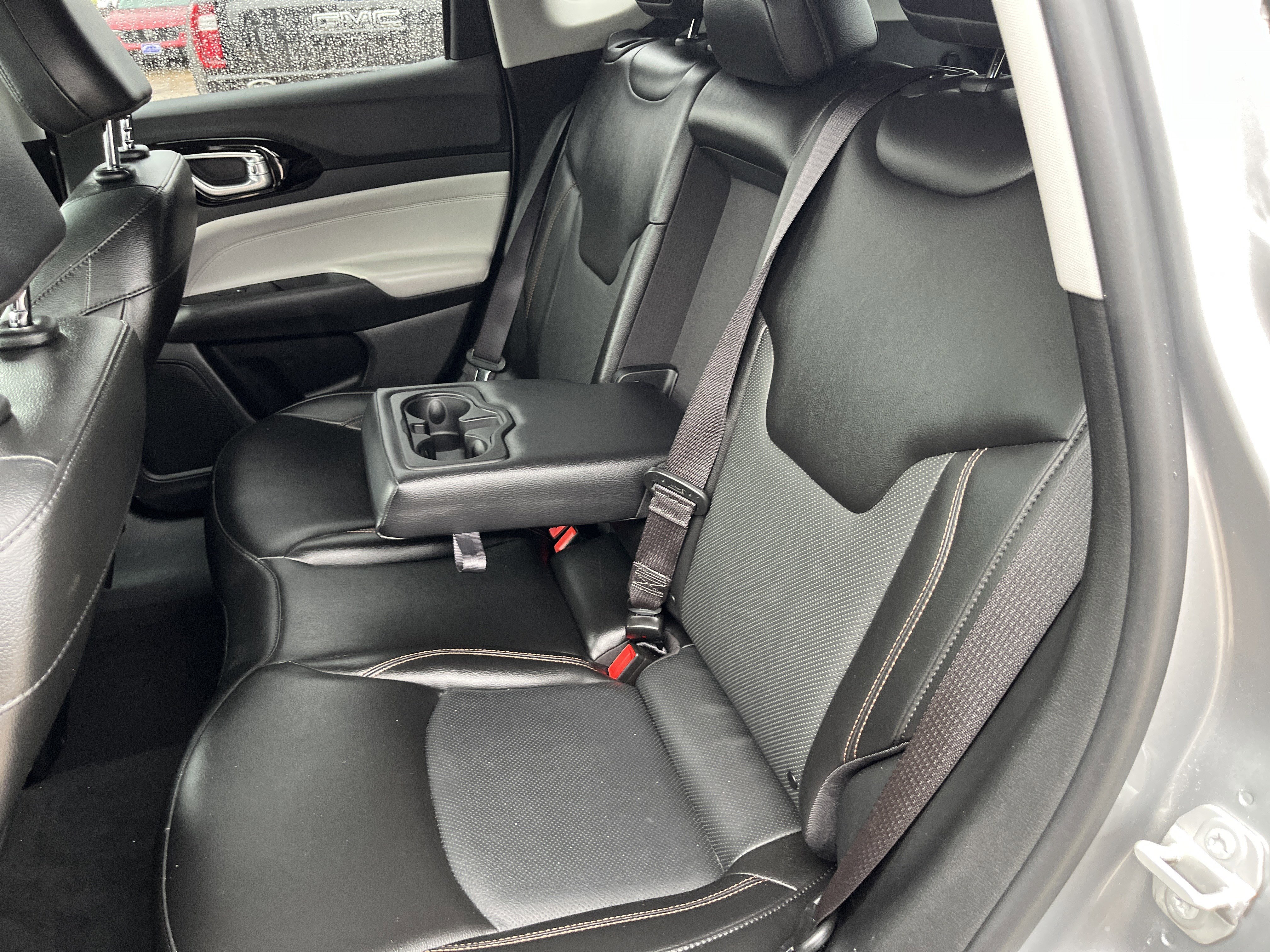 Used 2022 Jeep Compass Limited image 12