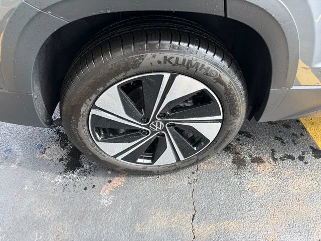 New 2026 Volkswagen Taos SE AWD/4WD image 19