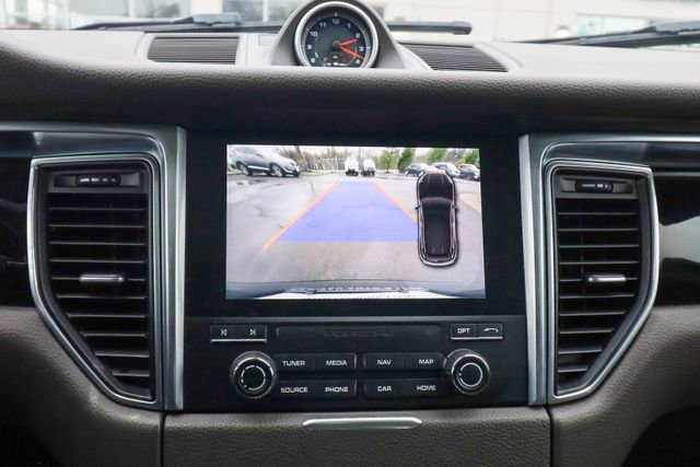 Used 2018 Porsche Macan Base image 7