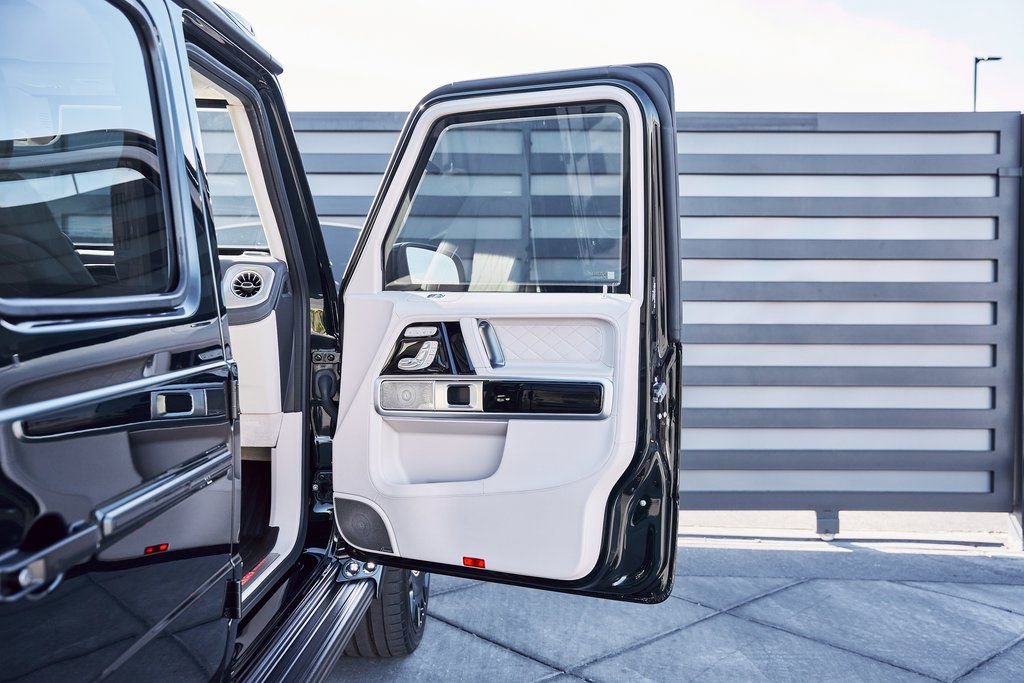 Used 2025 Mercedes-Benz G 63 AMG 4MATIC image 36