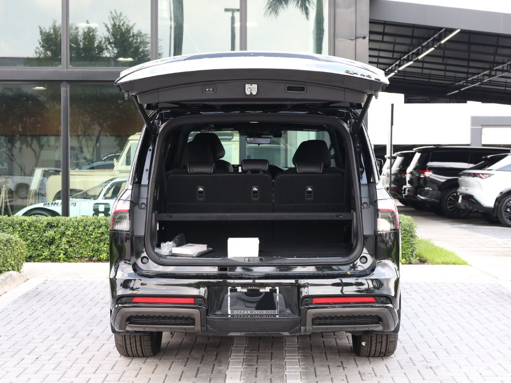 Certified 2026 INFINITI QX80 Autograph w/ Premium Cargo Package AWD/4WD image 7