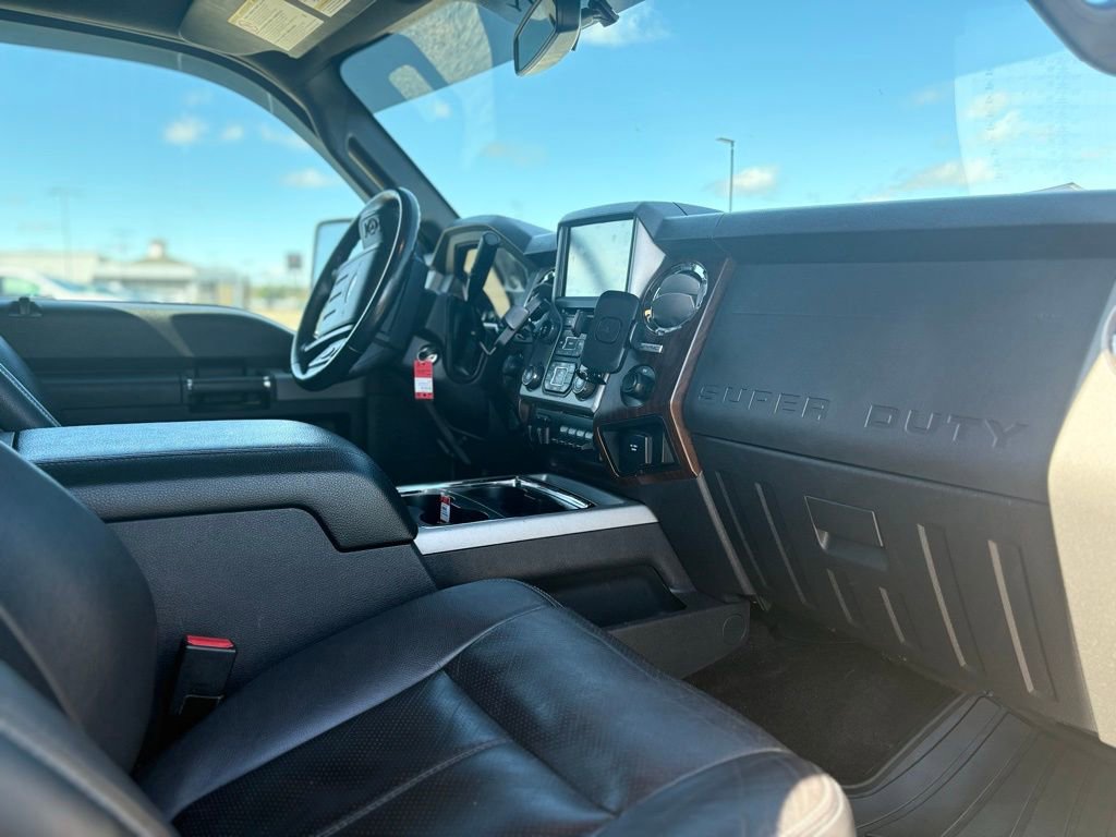 Used 2016 Ford F350 Lariat w/ Lariat Ultimate Package image 26