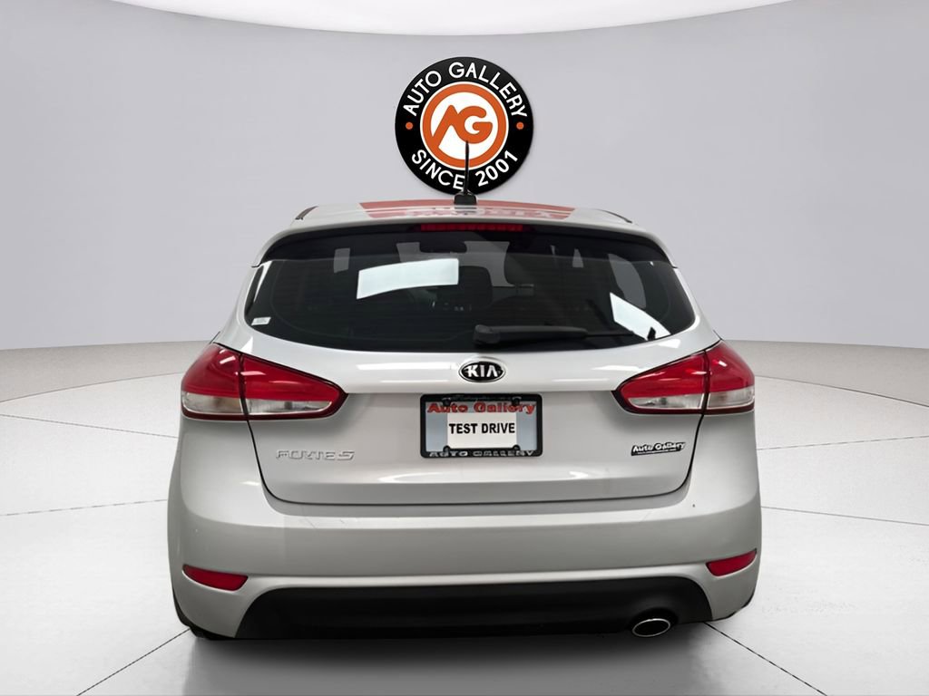 Used 2017 Kia Forte LX w/ LX Popular Plus Package FWD image 4