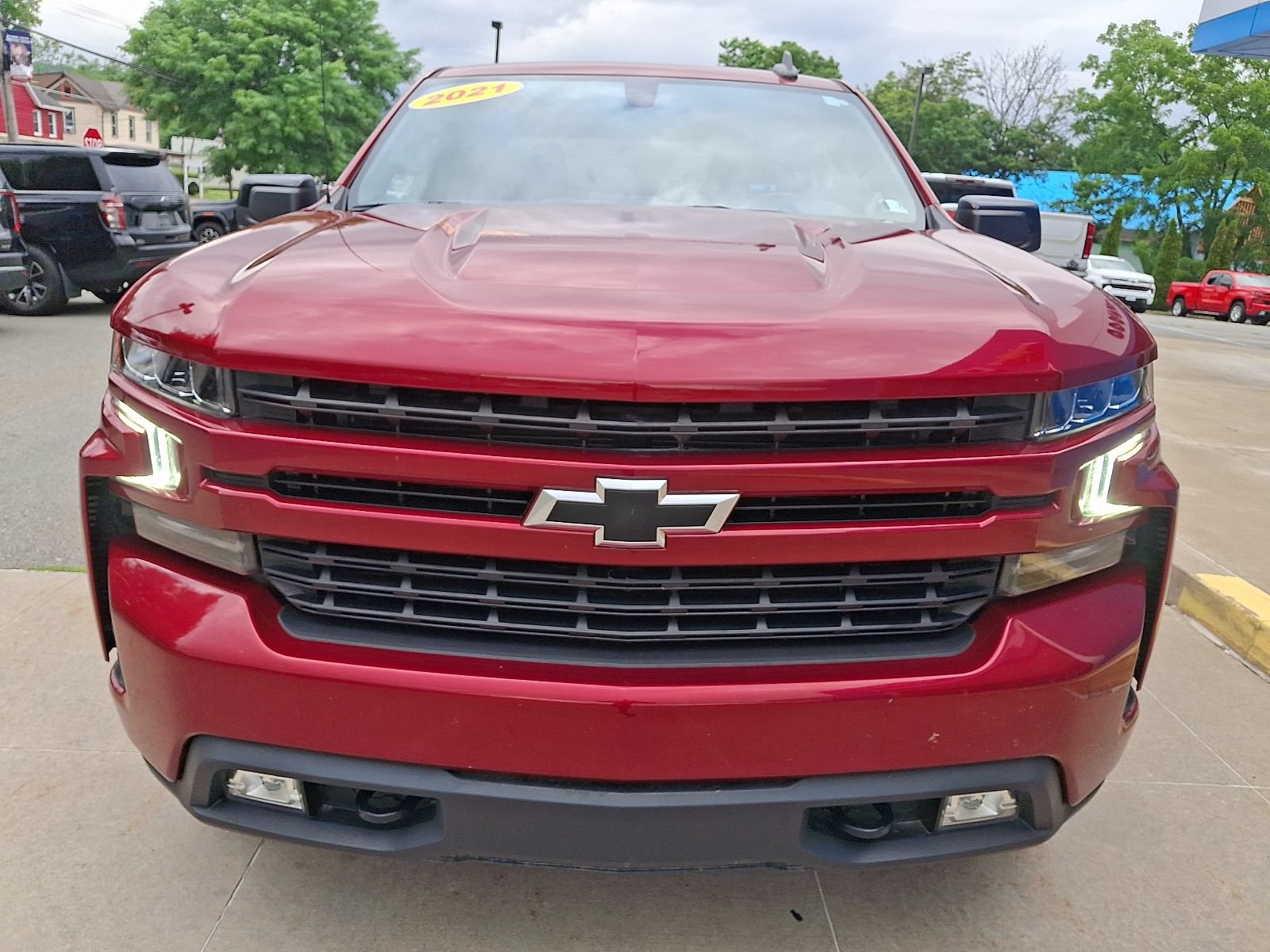 Certified 2021 Chevrolet Silverado 1500 RST AWD/4WD image 2