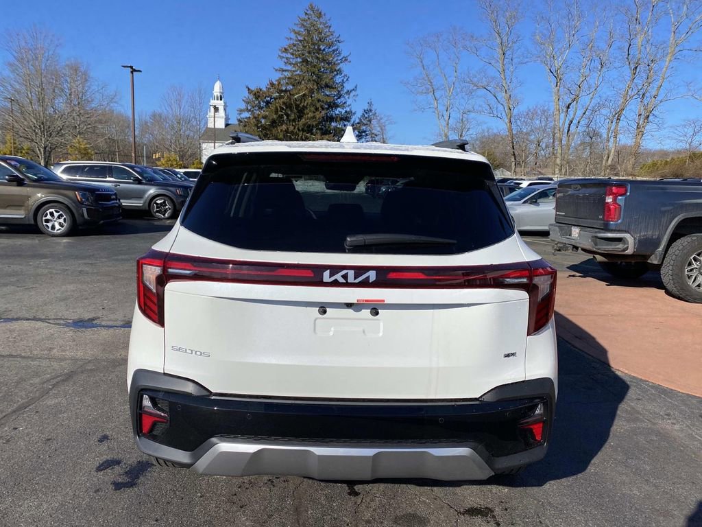 New 2026 Kia Seltos EX image 4