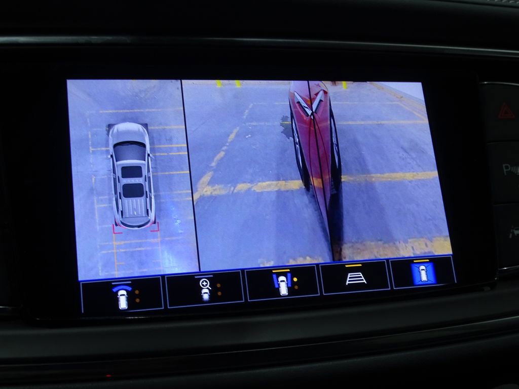 Used 2024 Buick Enclave Premium image 13