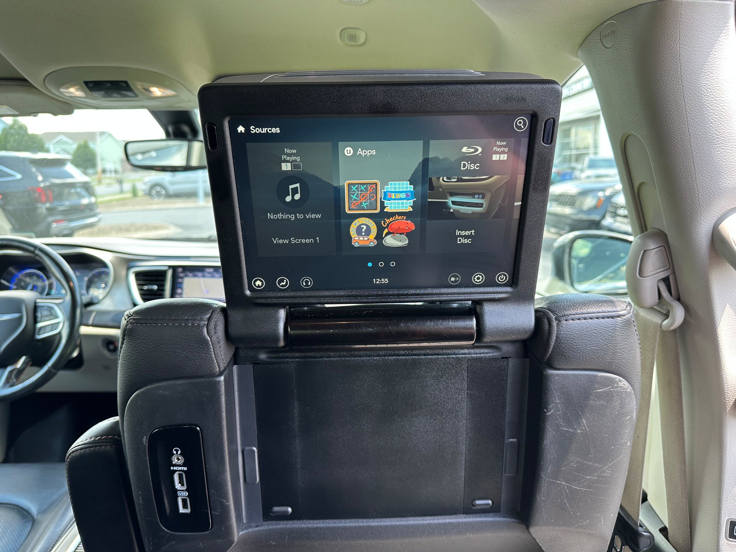 Used 2020 Chrysler Pacifica Touring-L Plus FWD image 10