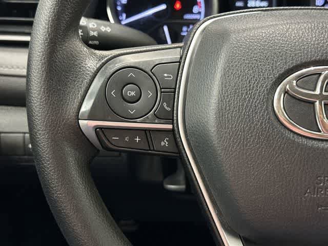 Used 2022 Toyota Camry LE FWD image 17