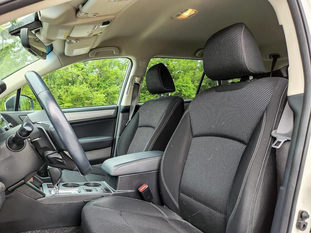 Used 2019 Subaru Outback 2.5i Premium AWD/4WD image 8