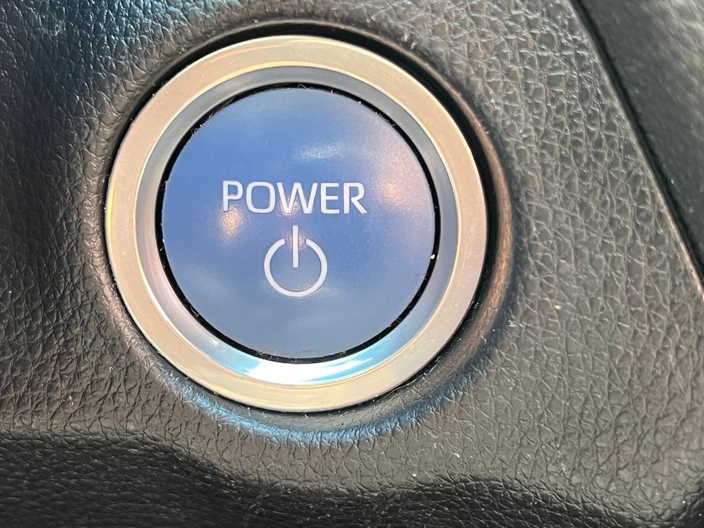 Certified 2021 Toyota RAV4 SE AWD/4WD image 22