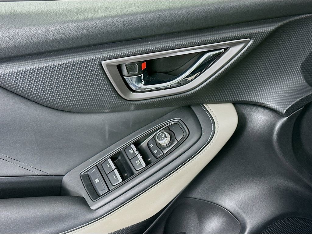 Used 2023 Subaru Forester Limited image 24