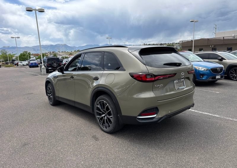 Certified 2025 MAZDA CX-70 Plug-In Hybrid w/ Premium Pkg AWD/4WD image 3