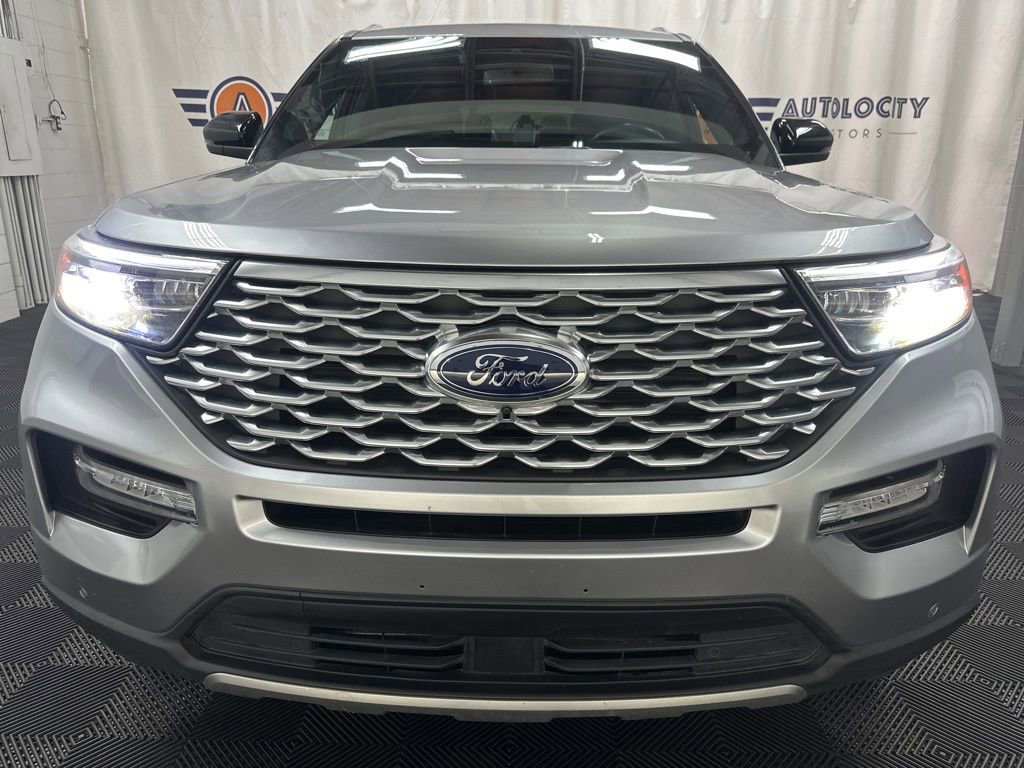Used 2022 Ford Explorer Platinum w/ Equipment Group 601A AWD/4WD image 4