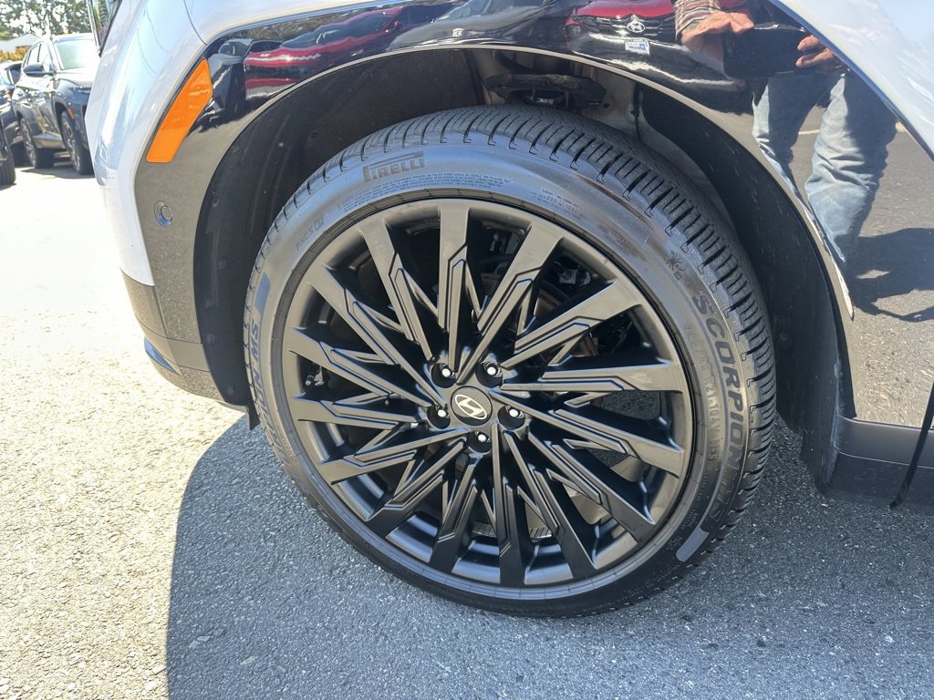 Used 2025 Hyundai Santa Fe Calligraphy image 28