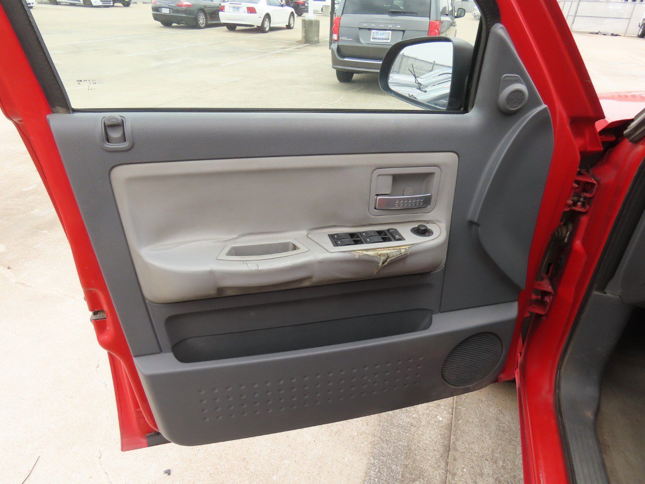 Used 2006 Dodge Dakota Laramie w/ TRX4 Off Road Group AWD/4WD image 18