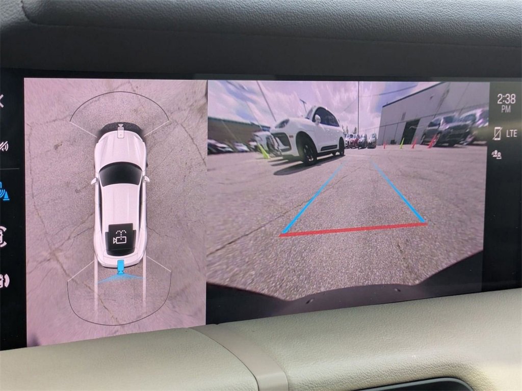 Used 2021 Porsche Taycan 4S image 29