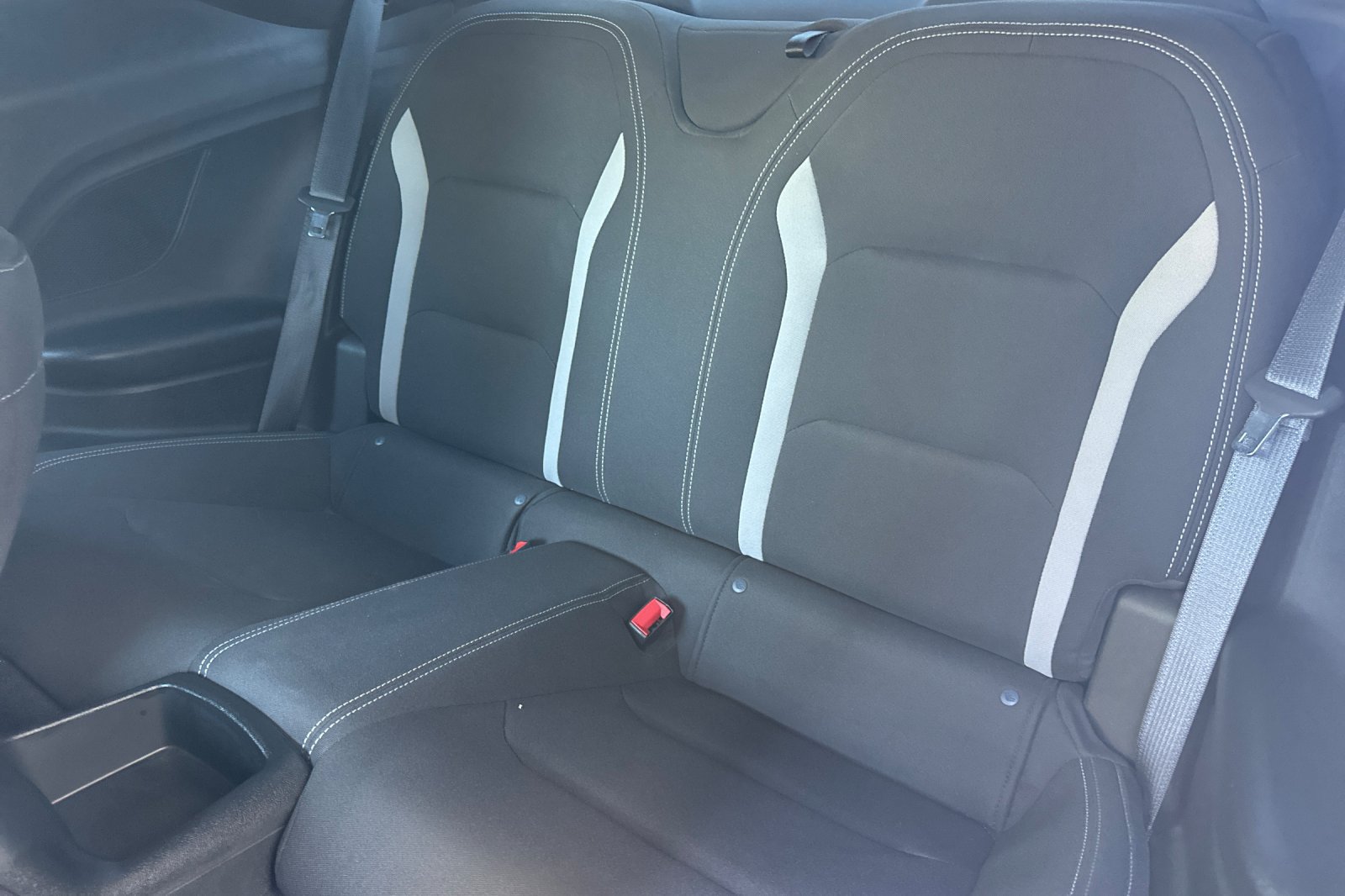 Used 2021 Chevrolet Camaro LT RWD image 12