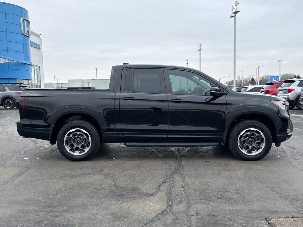 Certified 2025 Honda Ridgeline RTL+ image 12