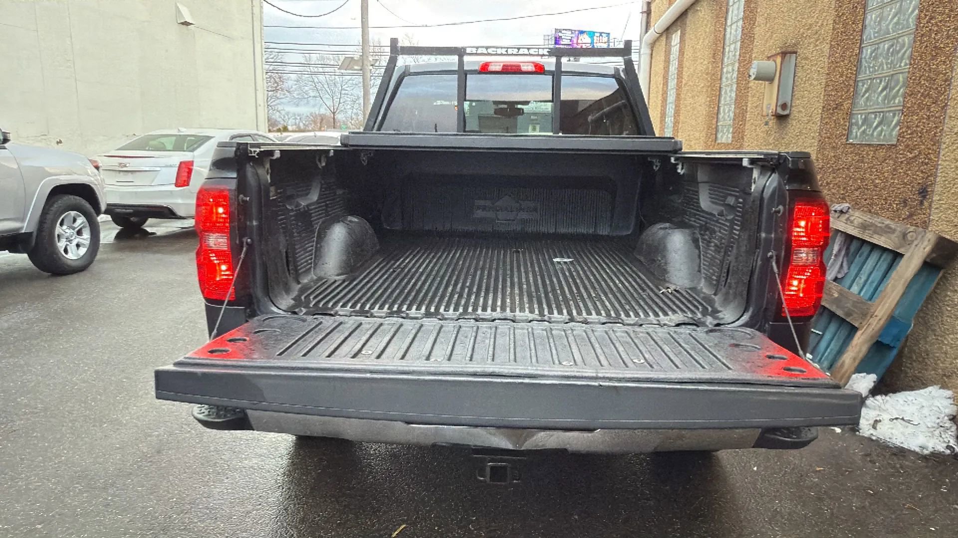 Used 2018 Chevrolet Silverado 1500 LT image 24