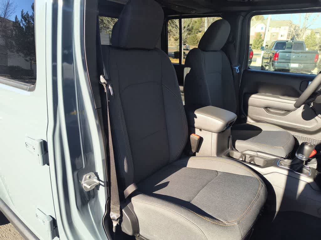New 2026 Jeep Gladiator Sport AWD/4WD image 23