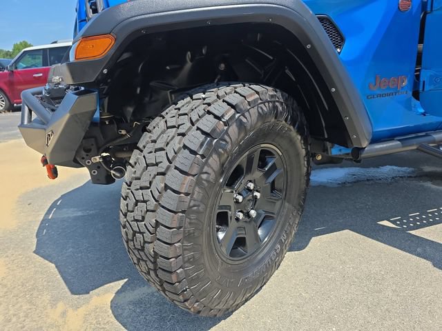 Used 2022 Jeep Gladiator Mojave w/ Cold Weather Group AWD/4WD image 30