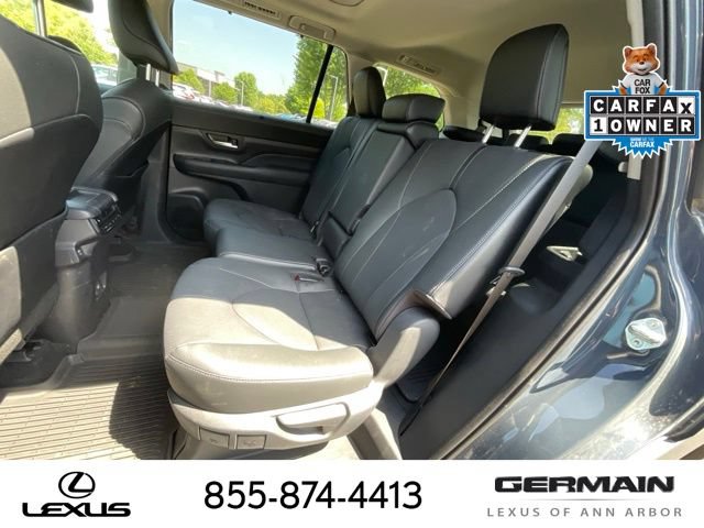 Used 2024 Toyota Grand Highlander AWD Hybrid image 13
