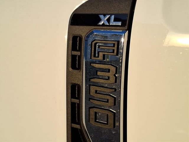 New 2026 Ford F350 XL w/ Snow Plow Prep Package AWD/4WD image 9