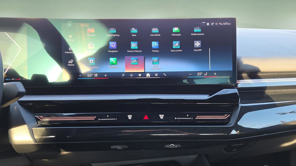 Used 2025 BMW 530i xDrive image 26